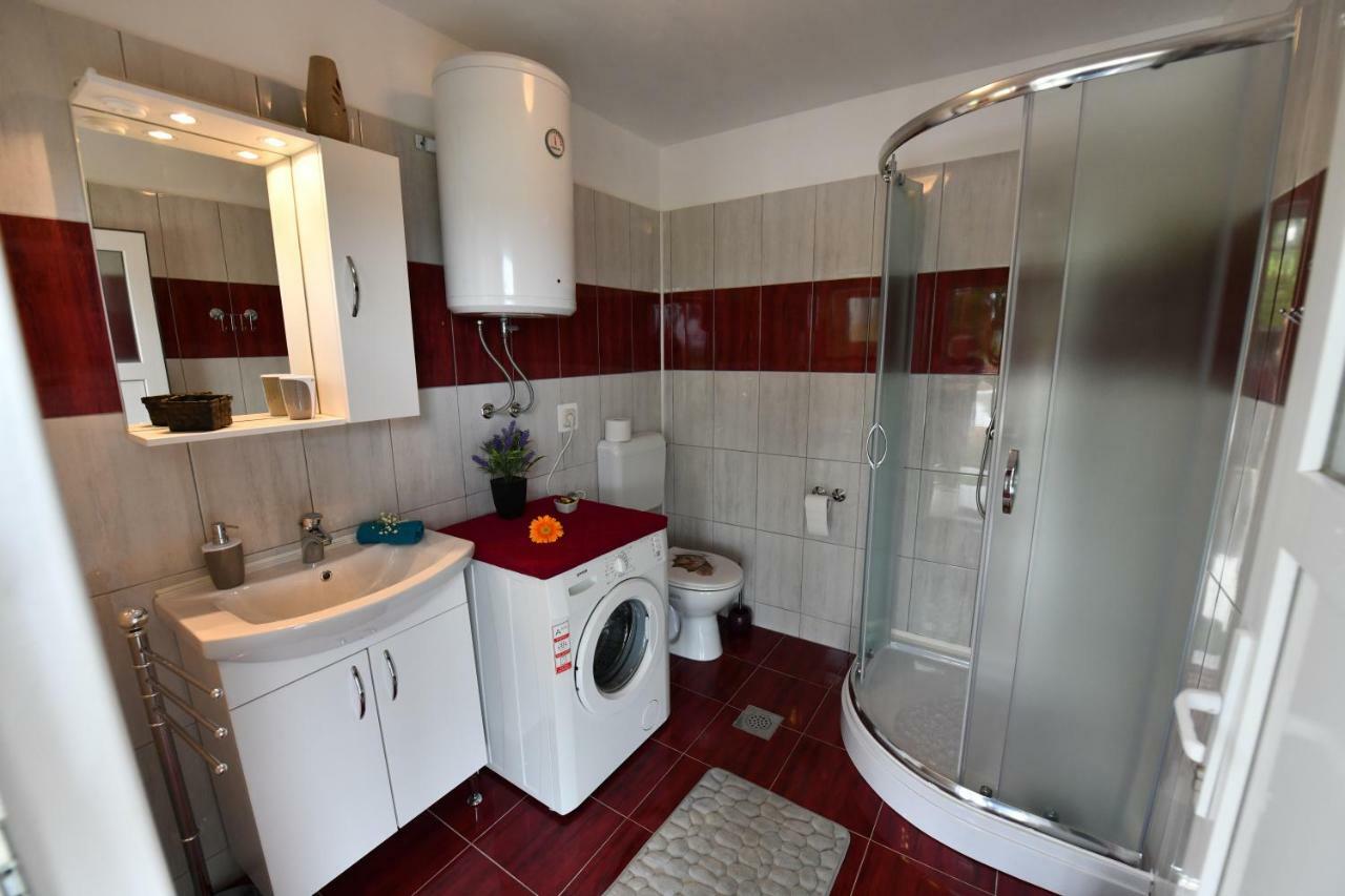 Holiday Home Miramary Trilj Exterior foto
