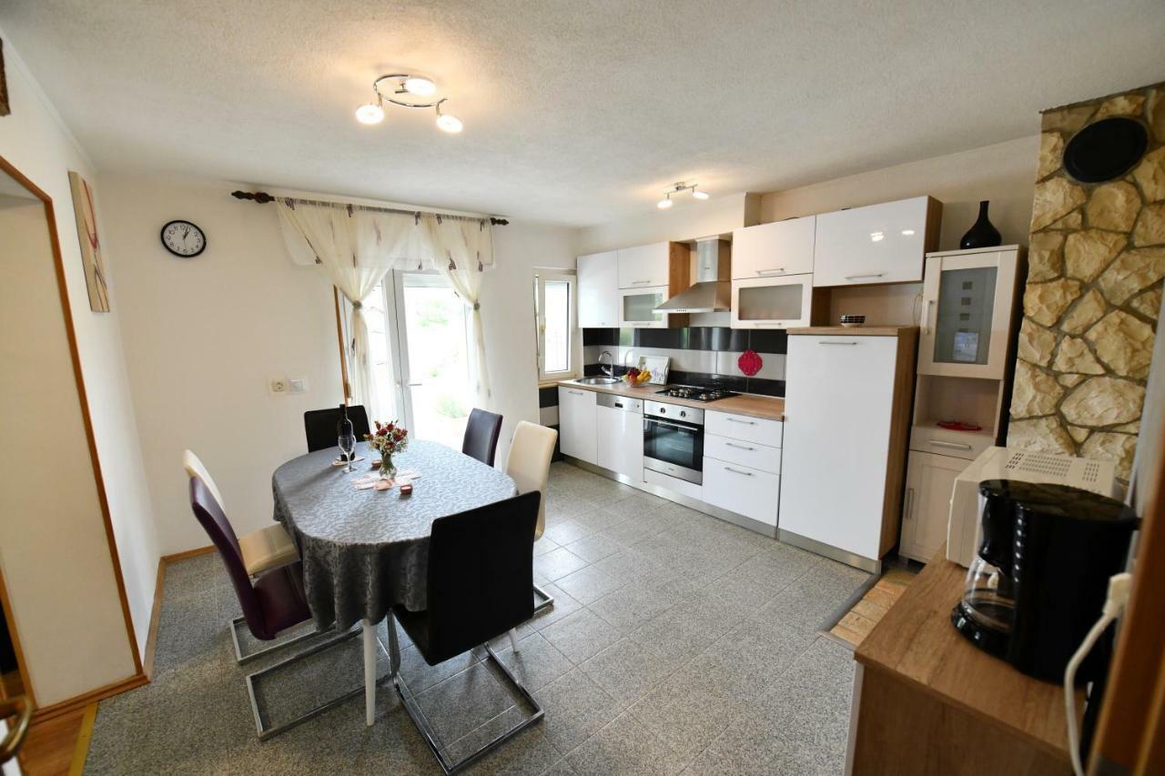 Holiday Home Miramary Trilj Exterior foto