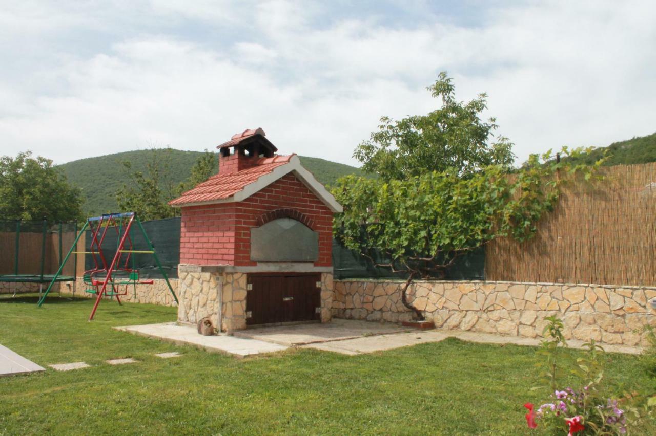 Holiday Home Miramary Trilj Exterior foto